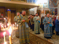Богослужения в день Введения во храм Пресвятой Богородицы. Увеличить изображение. Размер файла: 235,42 Kb [800X600]