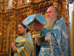 Богослужения в день Введения во храм Пресвятой Богородицы. Увеличить изображение. Размер файла: 247,09 Kb [800X600]
