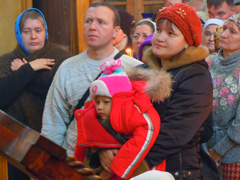Богослужения в день Введения во храм Пресвятой Богородицы. Увеличить изображение. Размер файла: 195,84 Kb [800X600]