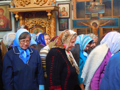 Богослужения в день Введения во храм Пресвятой Богородицы. Увеличить изображение. Размер файла: 223,7 Kb [800X600]