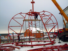 Сборка каркаса нового купола. Увеличить изображение. Размер файла: 222,85 Kb [800X600]