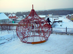 Сборка каркаса нового купола. Увеличить изображение. Размер файла: 226,35 Kb [800X600]