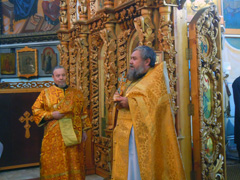 Богослужение в день святителя Николая Чудотворца. Увеличить изображение. Размер файла: 257,15 Kb [800X600]