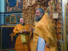 Богослужение в день святителя Николая Чудотворца. Увеличить изображение. Размер файла: 228,75 Kb [800X600]