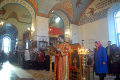 Богослужение в день Димитрия Солунского. Увеличить изображение. Размер файла: 193,74 Kb [800X536]