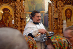 Праздничный молебен и крестный ход в день праздника Крещения Господня. Увеличить изображение. Размер файла: 97,15 Kb [800X536]