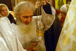 Ночное богослужение в праздник Крещения Господня в Боровецкой церкви. Увеличить изображение. Размер файла: 101,03 Kb [800X536]