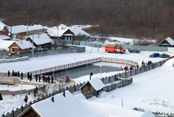 Родник Боровецкой церкви в день праздника Крещения Господня. Увеличить изображение. Размер файла: 110,97 Kb [800X536]