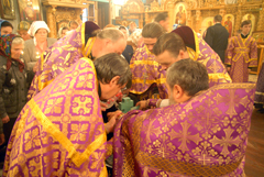 Всенощное бдение и чин Воздвижения Креста. Увеличить изображение. Размер файла: 533,73 Kb [800X536]