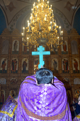 Всенощное бдение и чин Воздвижения Креста. Увеличить изображение. Размер файла: 957,59 Kb [800X1195]