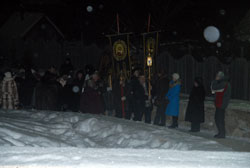 Ночное богослужение в праздник Крещения Господня в Боровецкой церкви. Увеличить изображение. Размер файла: 58,12 Kb [800X536]