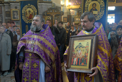 Божественная литургия в день Воздвижения Креста Господня. Увеличить изображение. Размер файла: 465,89 Kb [800X536]
