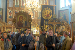 Божественная литургия в день Воздвижения Креста Господня. Увеличить изображение. Размер файла: 415,08 Kb [800X536]