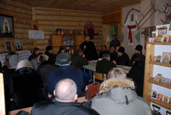 Собрание Закамского благочиния. Увеличить изображение. Размер файла: 88,8 Kb [800X537]