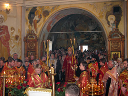 Всенощное бдение в Орловском храме в день Антипасхи. Увеличить изображение. Размер файла: 258,83 Kb [800X600]