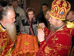 Архиерейское богослужение в Боровецкой церкви в день Антипасхи. Увеличить изображение. Размер файла: 254,18 Kb [800X600]