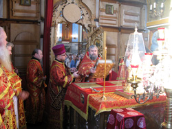 Архиерейское богослужение в Боровецкой церкви в день Антипасхи. Увеличить изображение. Размер файла: 239,33 Kb [800X600]