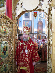 Архиерейское богослужение в Боровецкой церкви в день Антипасхи. Увеличить изображение. Размер файла: 280,31 Kb [600X800]