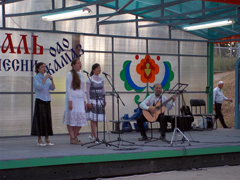 Единство песни и жизни. Увеличить изображение. Размер файла: 232,32 Kb [800X600]