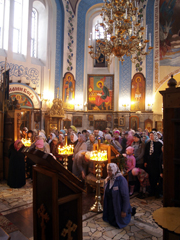 Празднчные богослужения в день памяти святителя Николая. Увеличить изображение. Размер файла: 257,29 Kb [600X800]