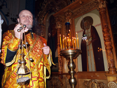 Празднчные богослужения в день памяти святителя Николая. Увеличить изображение. Размер файла: 306,85 Kb [800X600]