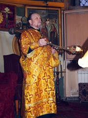 Празднчные богослужения в день памяти святителя Николая. Увеличить изображение. Размер файла: 295,01 Kb [600X800]