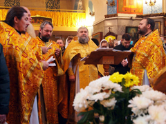 Празднчные богослужения в день памяти святителя Николая. Увеличить изображение. Размер файла: 271,41 Kb [800X600]