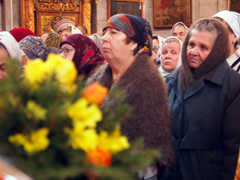 Празднчные богослужения в день памяти святителя Николая. Увеличить изображение. Размер файла: 183,4 Kb [800X600]