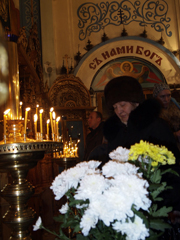 Празднчные богослужения в день памяти святителя Николая. Увеличить изображение. Размер файла: 212,59 Kb [600X800]