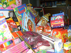 Собранные игрушки для детей.Увеличить изображение. Размер файла: 588,58 Kb [800X600]