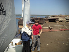 Воскресная школа под алыми парусами. Увеличить изображение. Размер файла: 157,02 Kb [800X600]