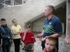 "Наша смена" при Боровецком храме. Увеличить изображение. Размер файла: 187,19 Kb [800X600]