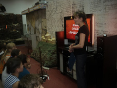 "Наша смена" при Боровецком храме. Увеличить изображение. Размер файла: 143,01 Kb [800X600]