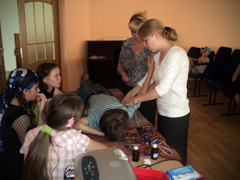 "Наша смена" при Боровецком храме. Увеличить изображение. Размер файла: 165,25 Kb [800X600]