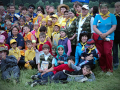 "Наша смена" при Боровецком храме. Увеличить изображение. Размер файла: 309,66 Kb [800X600]