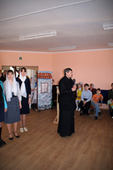 Детский пасхальный спектакль.Увеличить изображение. Размер файла: 262,82 Kb [800X1195]