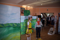 Детский пасхальный спектакль.Увеличить изображение. Размер файла: 153,14 Kb [800X536]