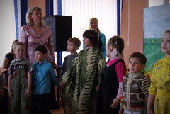 Детский пасхальный спектакль.Увеличить изображение. Размер файла: 172,46 Kb [800X536]