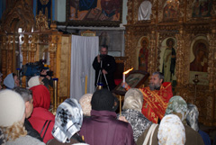 Благодатный огонь в Набережных Челнах. Увеличить изображение. Размер файла: 214,98 Kb [800X536]