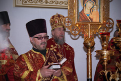 Архиерейское богослужение в храме Серафима Саровского. Увеличить изображение. Размер файла: 228214,23 Kb [800X536]