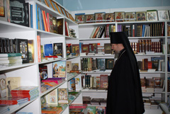 Посещение архиерея Свято-Вознесенского собора. Увеличить изображение. Размер файла: 244,02 Kb [800X536]