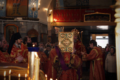 Архиерейское служение в Свято-Вознесенском храме. Увеличить изображение. Размер файла: 194,65 Kb [800X536]