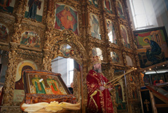 Архиерейское служение в Свято-Вознесенском храме. Увеличить изображение. Размер файла: 283,32 Kb [800X536]