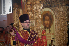 Архиерейское служение в Свято-Вознесенском храме. Увеличить изображение. Размер файла: 229,53 Kb [800X536]