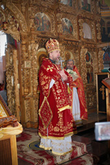 Архиерейское служение в Свято-Вознесенском храме. Увеличить изображение. Размер файла: 541,97 Kb [800X1195]