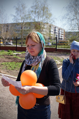 Концерт по случаю празднования Дня Победы. Увеличить изображение. Размер файла: 374,43 Kb [800X1195]