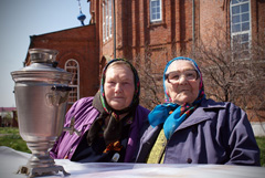 Концерт по случаю празднования Дня Победы. Увеличить изображение. Размер файла: 219,09 Kb [800X536]