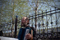 Концерт по случаю празднования Дня Победы. Увеличить изображение. Размер файла: 433,44 Kb [800X536]