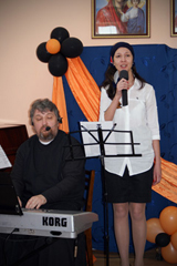 Концерт по случаю празднования Дня Победы. Увеличить изображение. Размер файла: 287,14 Kb [800X1195]