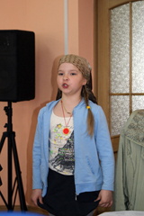 Заключительный концерт в воскресной школе. Увеличить изображение. Размер файла: 333,15 Kb [800X1195]